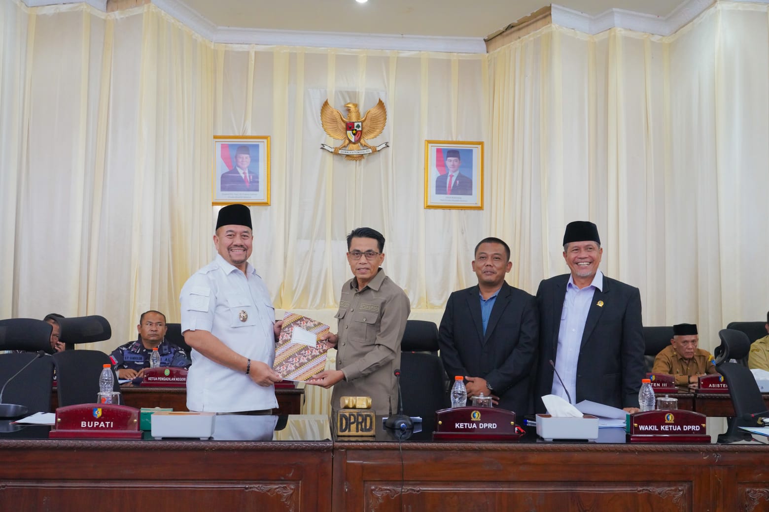 Bupati Batu Bara Hadiri Paripurna DPRD, Sampaikan LKPJ 2025 dan Nota Ranperda