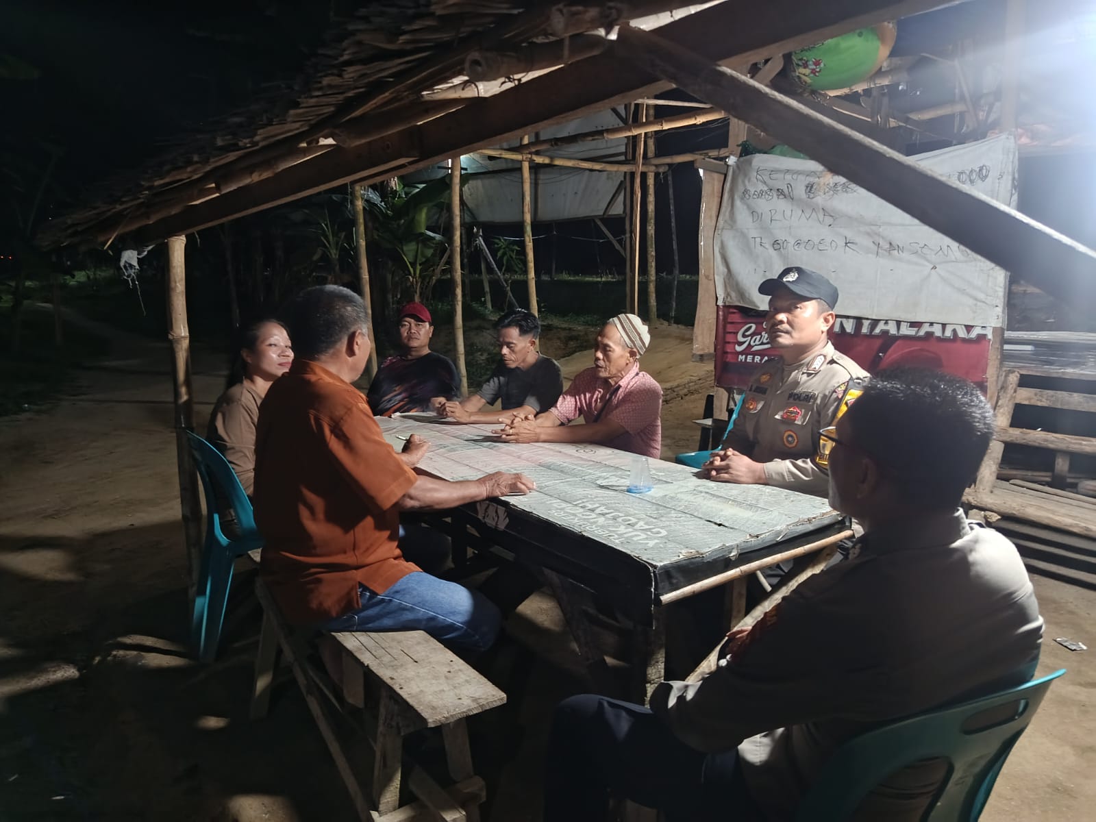 Polsek Lima Puluh Laksanakan Patroli Mobile di Perkebunan Socfindo Simpang Gambus, Situasi Kondusif